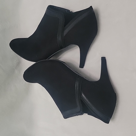 Dexflex Black Booties Size 11 W - Picture 7 of 9